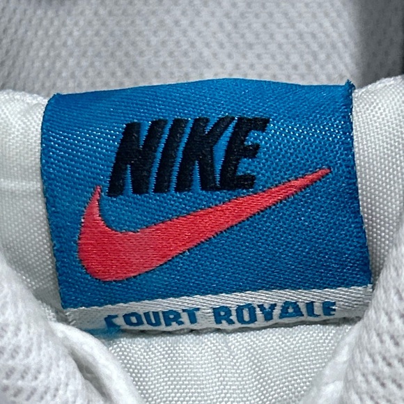 Nike Womens Classic White Court Royale Sneaker Shoes White Leather Casual Size 7 - Picture 4 of 11
